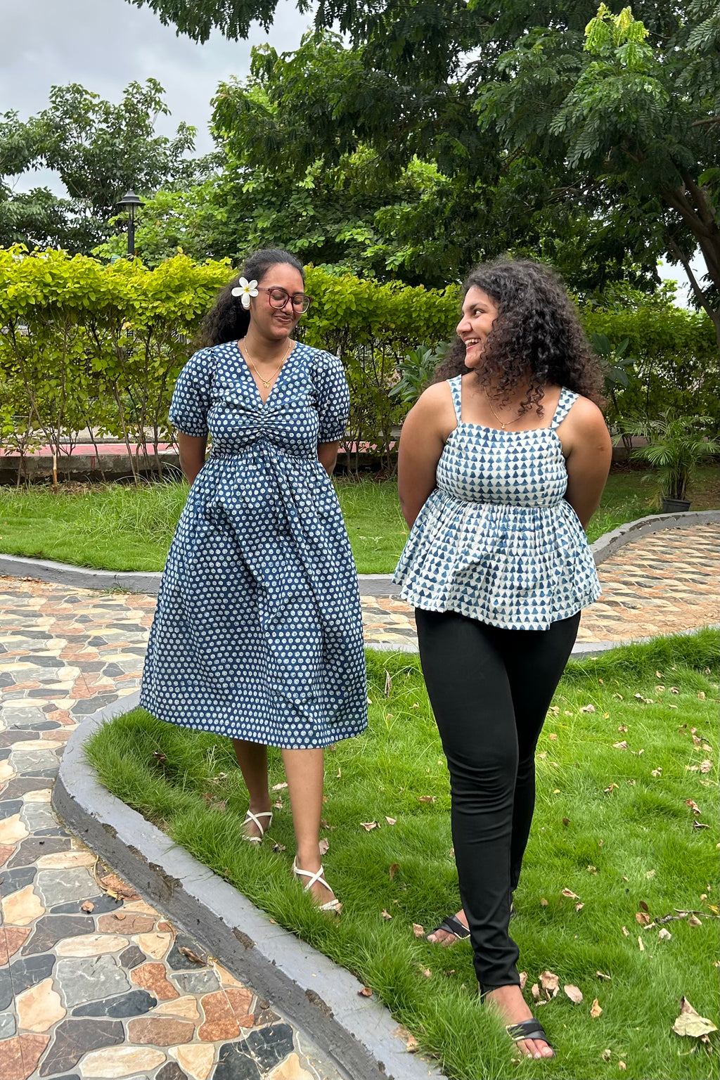 Mira midi dress with puff sleeves